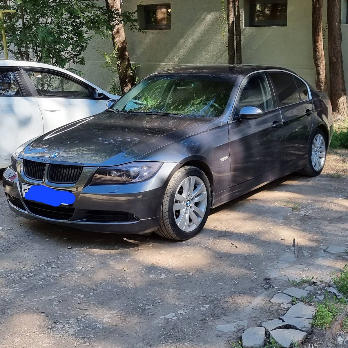 BMW 3 E90. Как я полюбил марку бмв, и так ли дорог старый немец в  содержании | Хозяин | Дзен