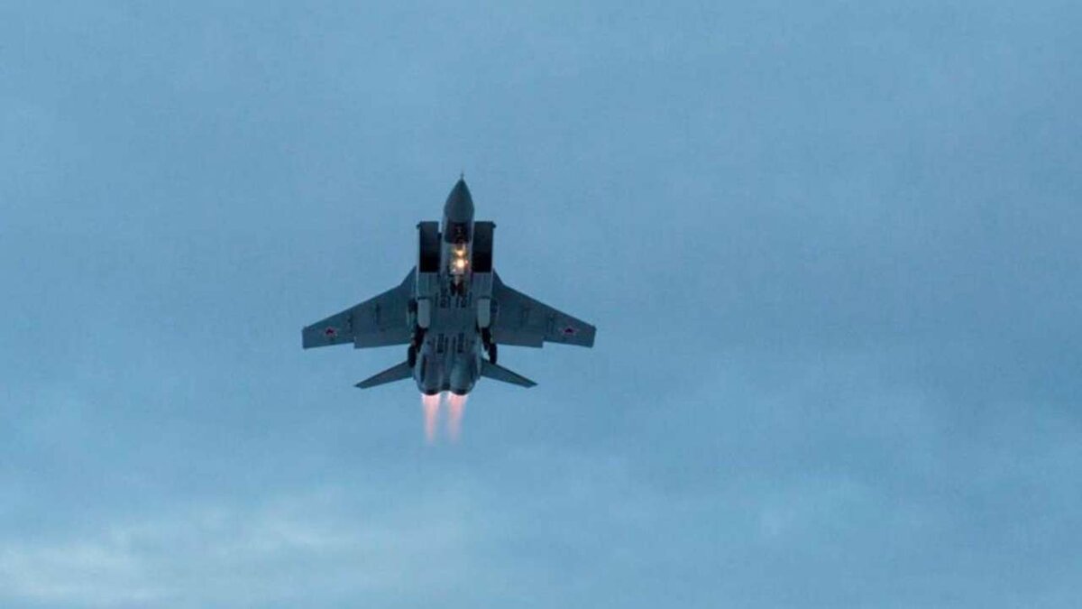    В Мурманской области потерпел крушение истребитель-перехватчик МиГ-31