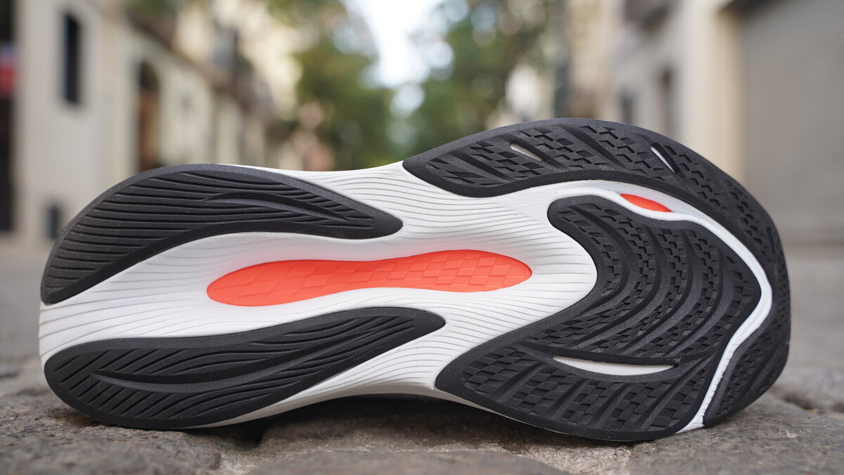 New Balance FuelCell Propel v4