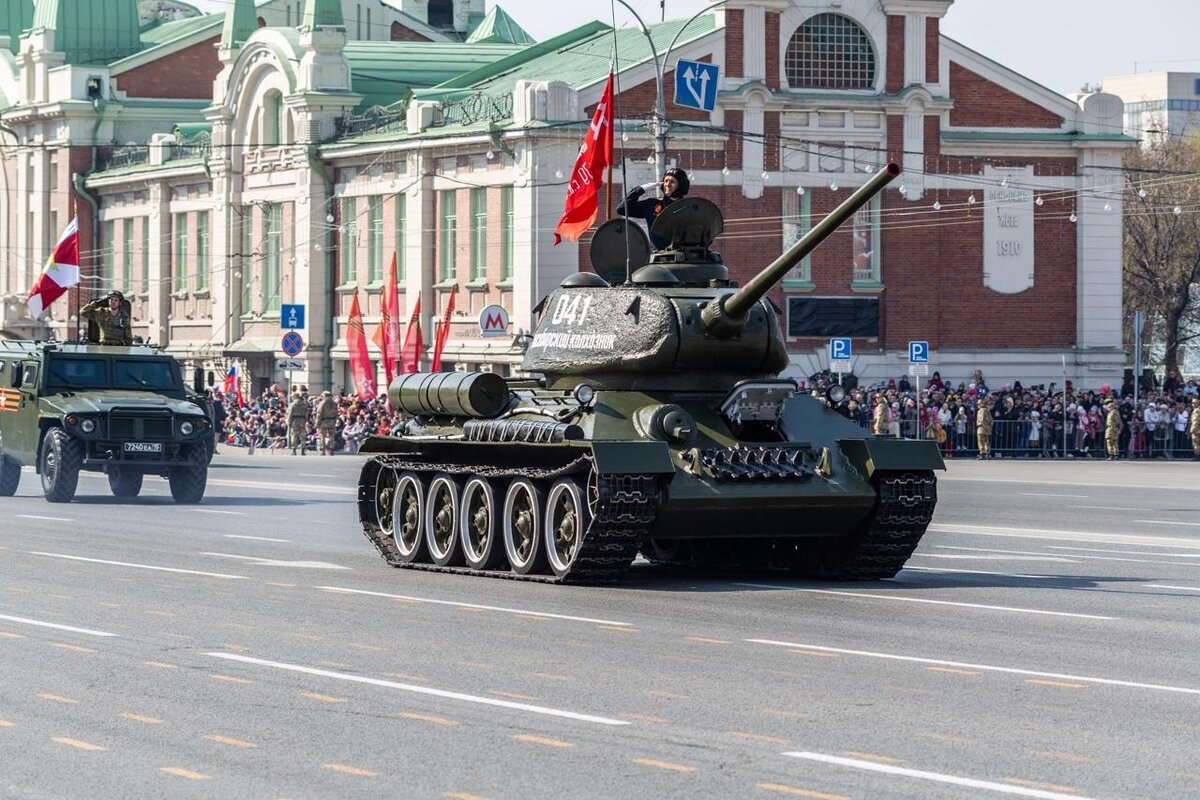 Военный парад Новосибирск 9 мая. Парад Победы в Новосибирске 2022 9 мая. Парад Новосибирск 2022. Парад Победы в верхней Пышме. Парад городе 9 мая