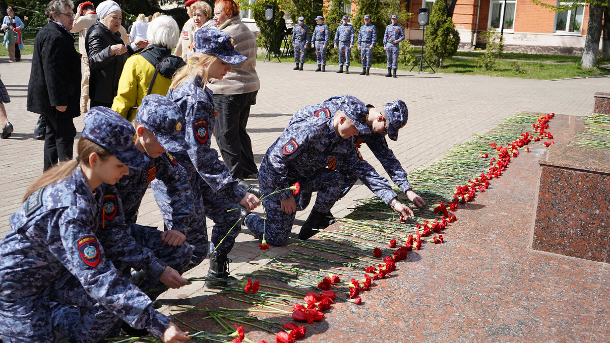 Можайск 9 мая. 9 Мая память. 9 Мая Росгвардия. Герои 9 мая. Акция к 9 мая.