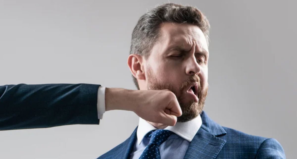 Лицо с кулачок. Business fundamentals