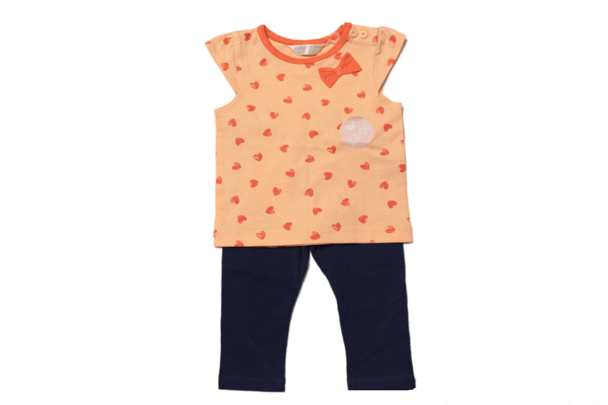 Футболочка и штанишки на возраст от 0-3 мес.