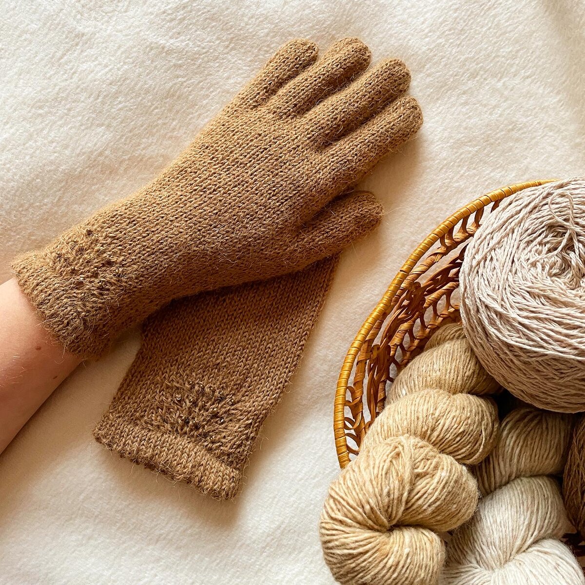 Перчатки Луара - модель, фото и описание автора By-annike.ru