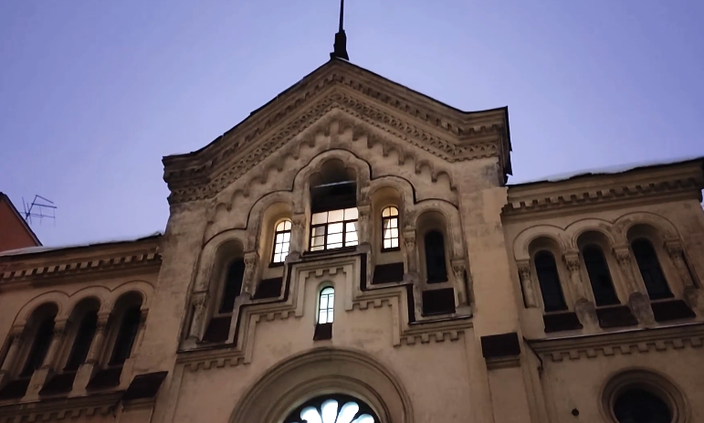 Скрин Youtube, канал "Звуки музыки"