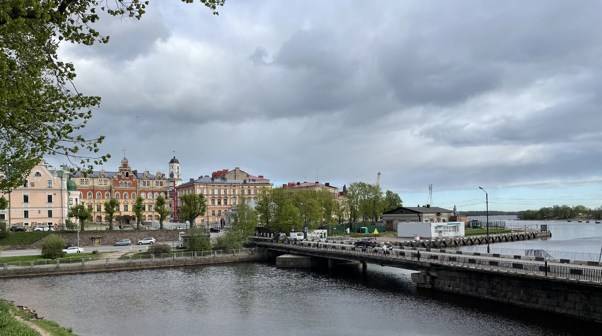 Вид на город со стороны замка