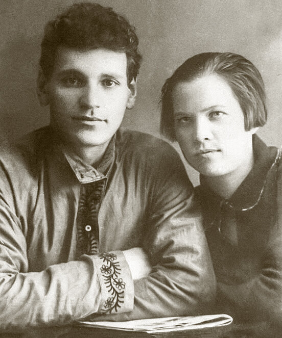 Александр Янценецкий с женой Ниной Павловной, урожденной Шеляковой. Фото: 1928, Томск.. Источник: архив музея