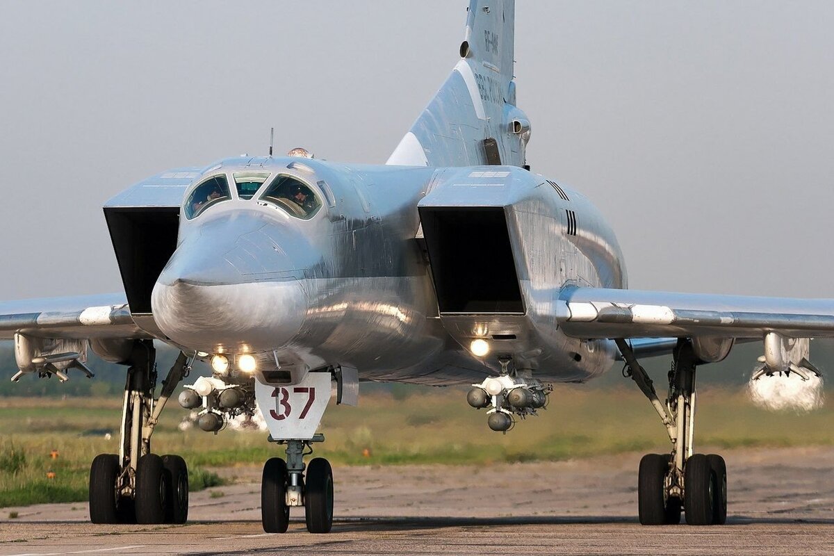 Дальний бомбардировщик Ту-22М3 ВКС России. Фото: Алексей Бельтюков / commons.wikimedia.org