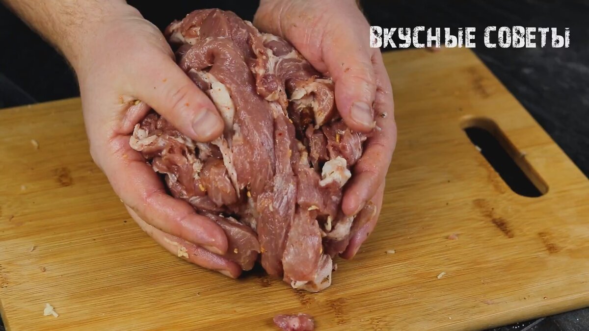 Вкусная домашняя колбаса из кусочка свинины. | Вкусные Советы | Дзен