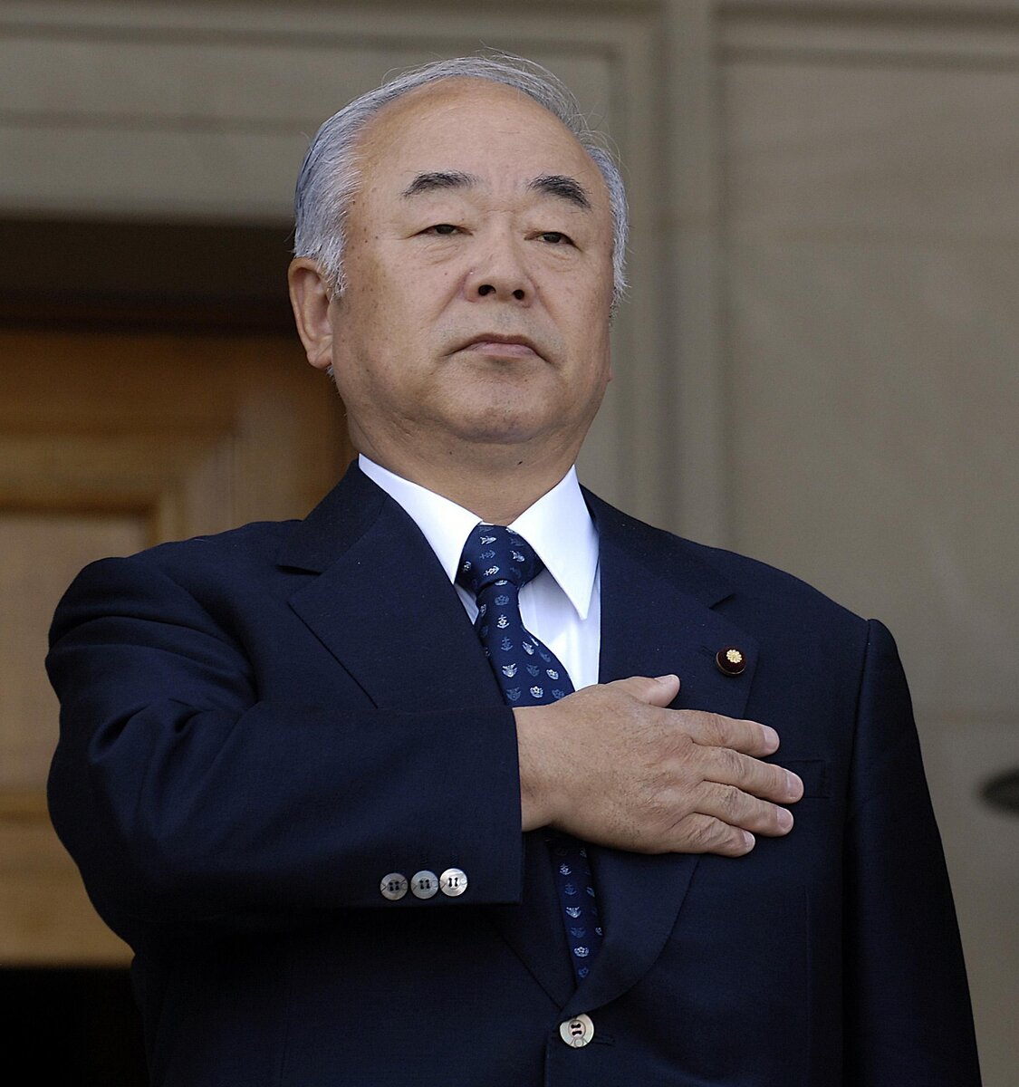 Фумио Кюма, бывший Министр обороны. Источник фото: https://ru.citaty.net/avtory/kiuma-fumio/?o=popular