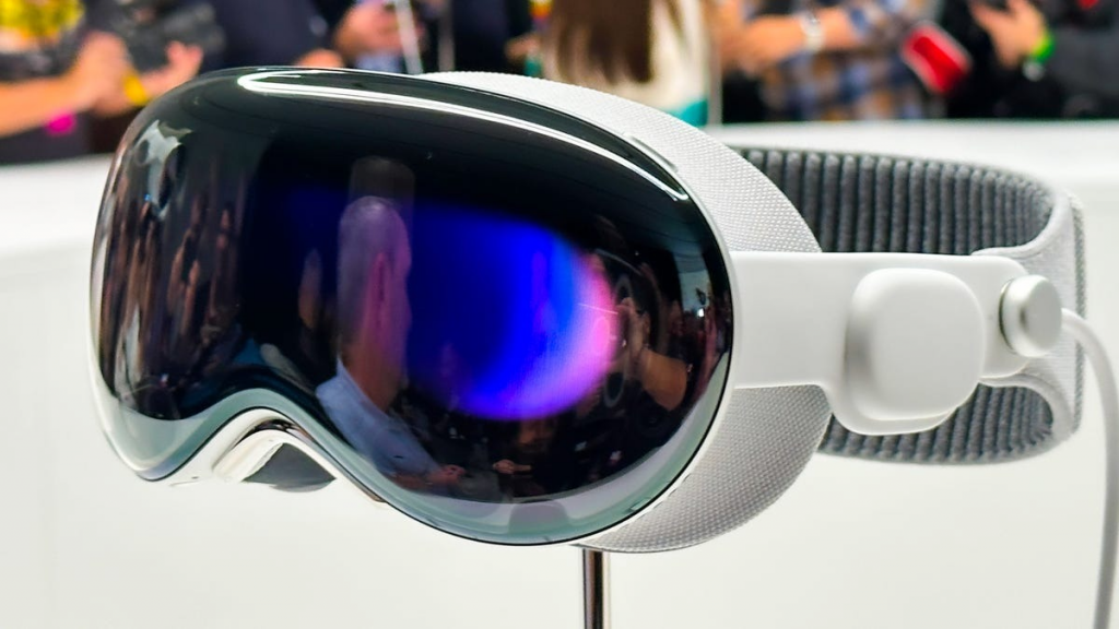  📷    Apple Vision Pro