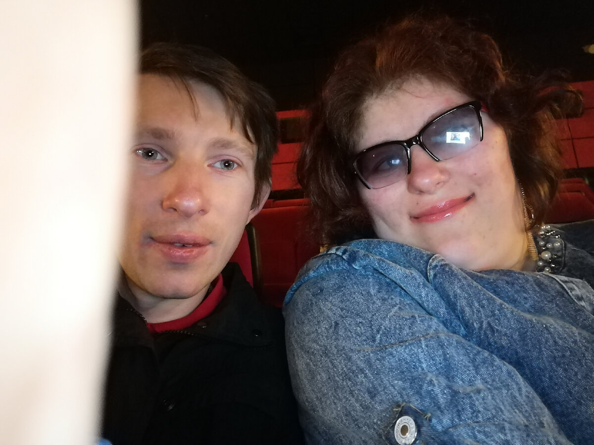 В кинотеатре