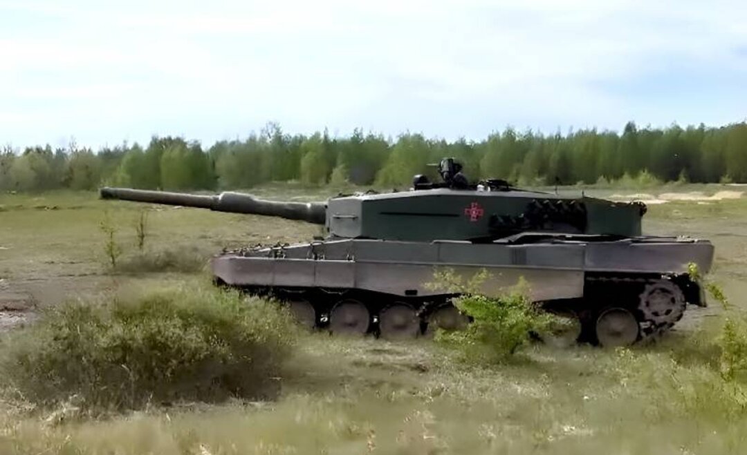 Леопард передали украине. Леопард 2 на Украине. Российский танк. Леопард ВСУ. Танков Leopard.