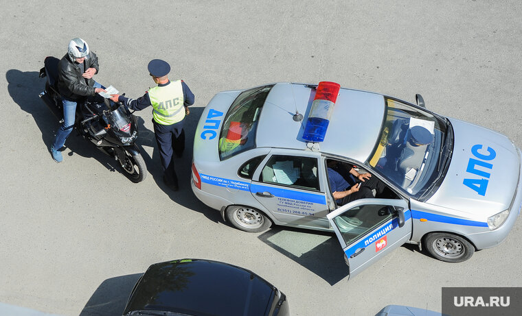 Не уступил дорогу автомобилю движущемуся по главной и совершил дтп