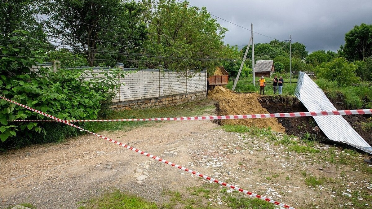     На Ставрополье снова могут случиться подтопления из-за обильных осадков, сообщили в ГУ МЧС России по региону.