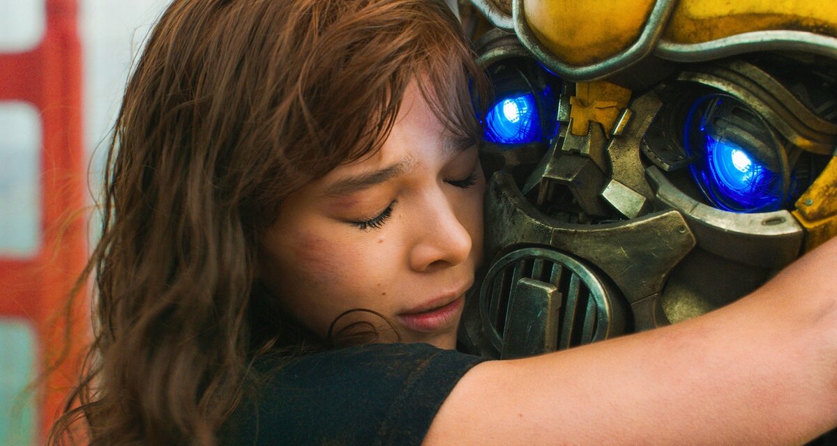 Кадр из фильма "Бамблби"