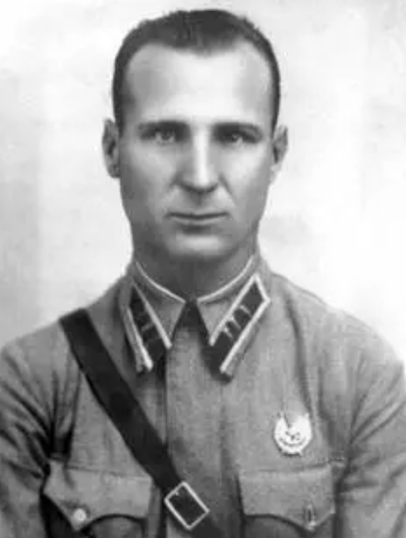 Козлов Петр Сергеевич (5 октября 1905 – 5 января 1943)