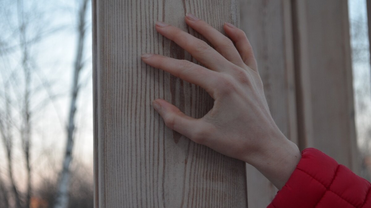     В селе Александровском Ставропольского края ссора 14-летней девочки с мамой чуть не обернулась трагедией, сообщает телеграм-канал SHOT.