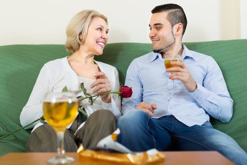 Как замужняя женщина ведет себя с любовником? | Психологиня | Дзен