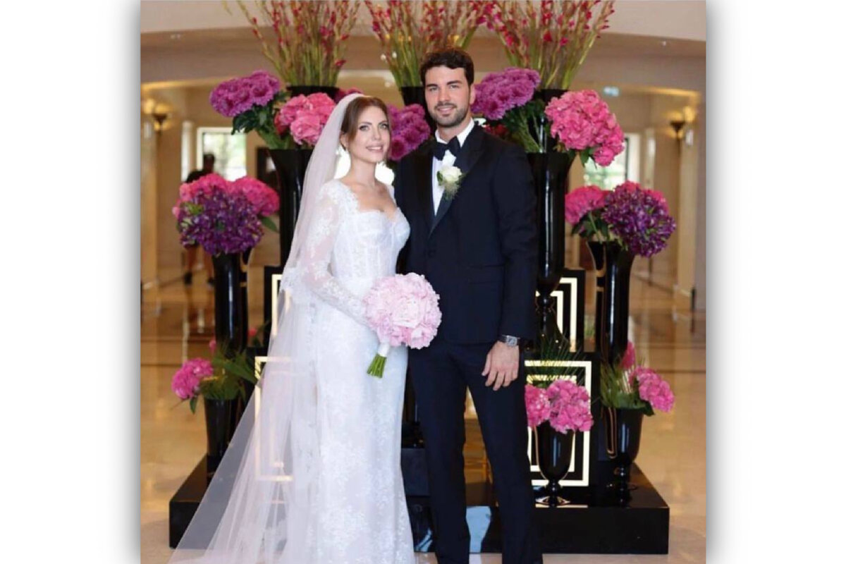 Фото с Яндекса. Эда Эдже и Буграхан Тунджер