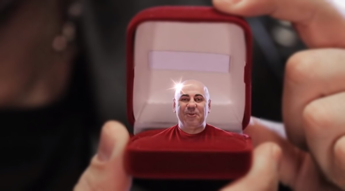 Кадр из клипа с участием Иосифа Пригожина / Youtube