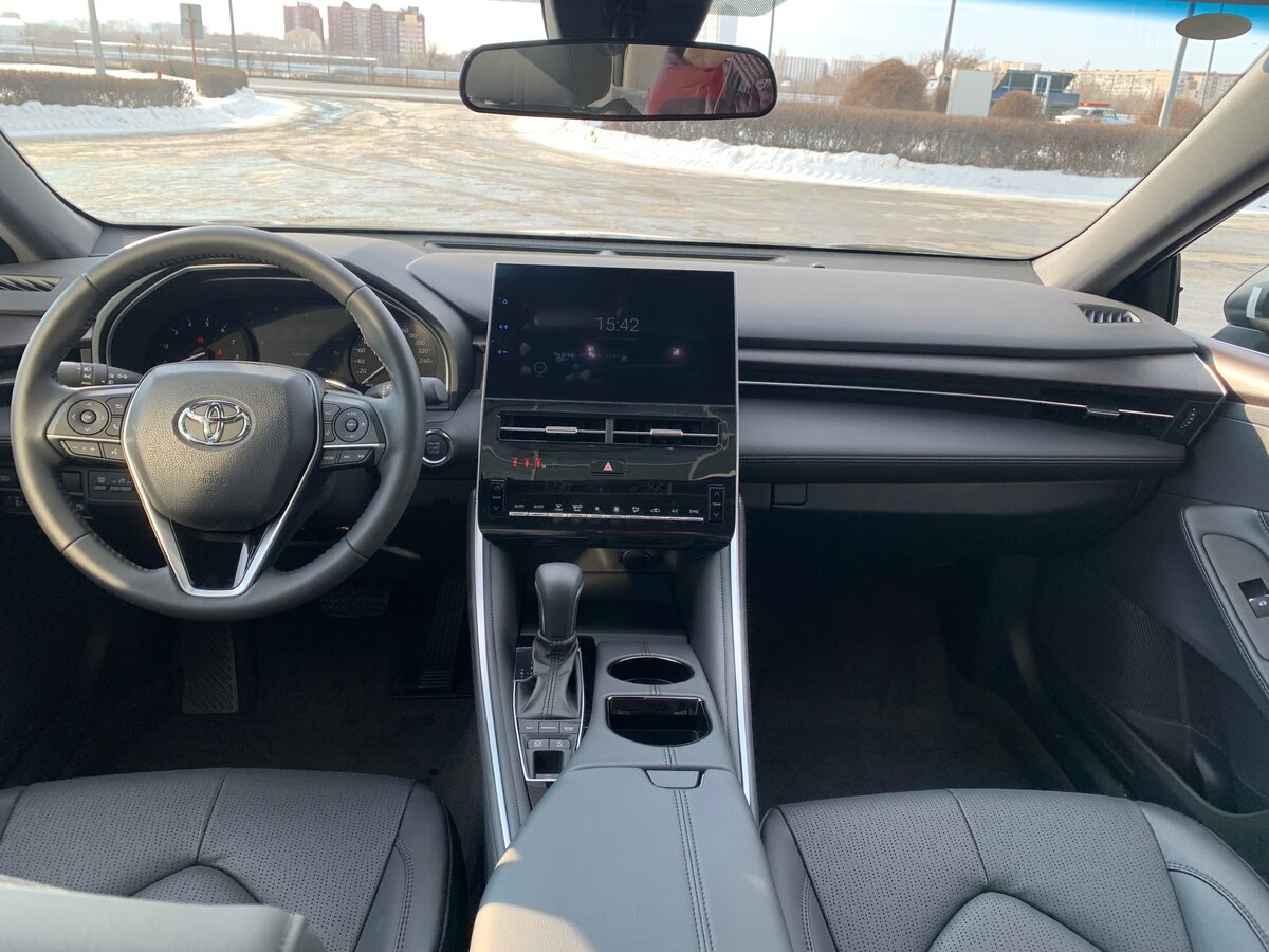 Оренбург тойота новая. Toyota Avalon Luxury.