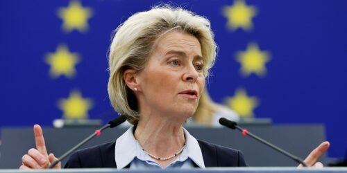 Фото: РБК (https://s0.rbk.ru/v6_top_pics/media/img/8/29/756502007805298.jpg)