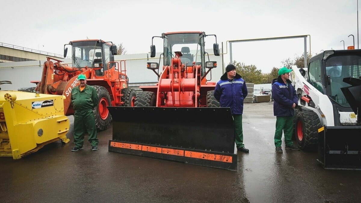     Жители Ростовской области высказались по поводу сильного снегопада и застрявших на трассе людей. Свои комментарии они разместили в социальных сетях.