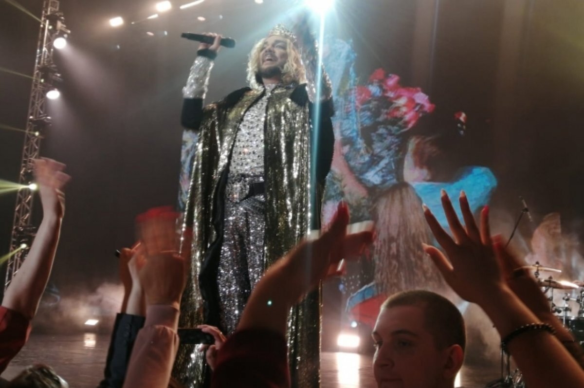    В Красноярске за три часа концерта Филипп Киркоров сменил 27 нарядов