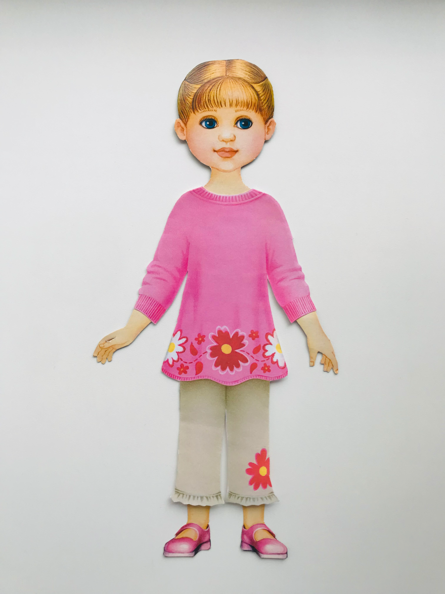 С оригинальной причёской тоже красиво, в принципе