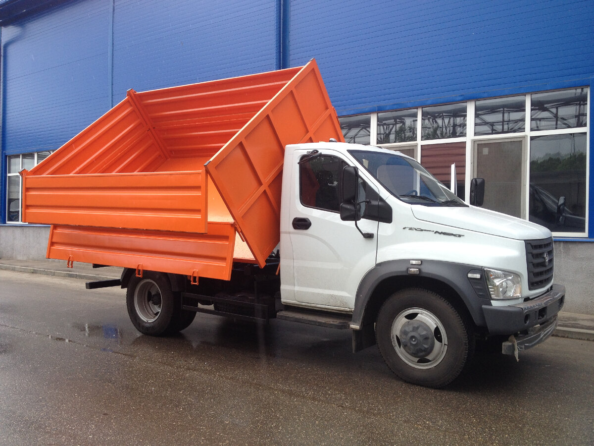 Самосвал на шасси ГАЗон NEXT С 3х-сторонней разгрузкой  