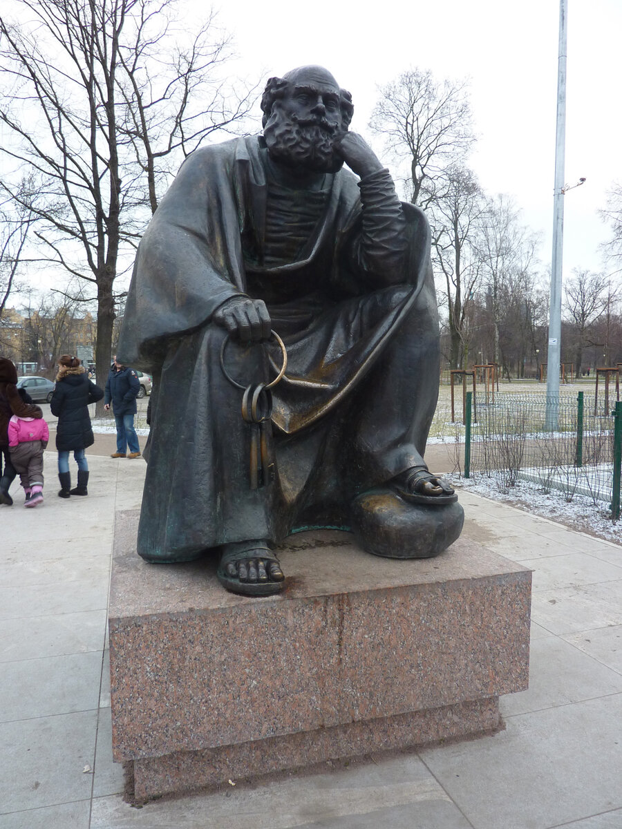 Дронов м м. Памятник у метро Горьковская. Александровский парк Санкт-Петербург метро Горьковская. Скульптуры в Александровском парке на Горьковской в СПБ.