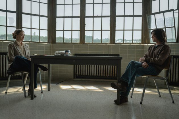    Apple показала первые кадры триллера «Переполненная комната» с Томом Холландом (фото 3)