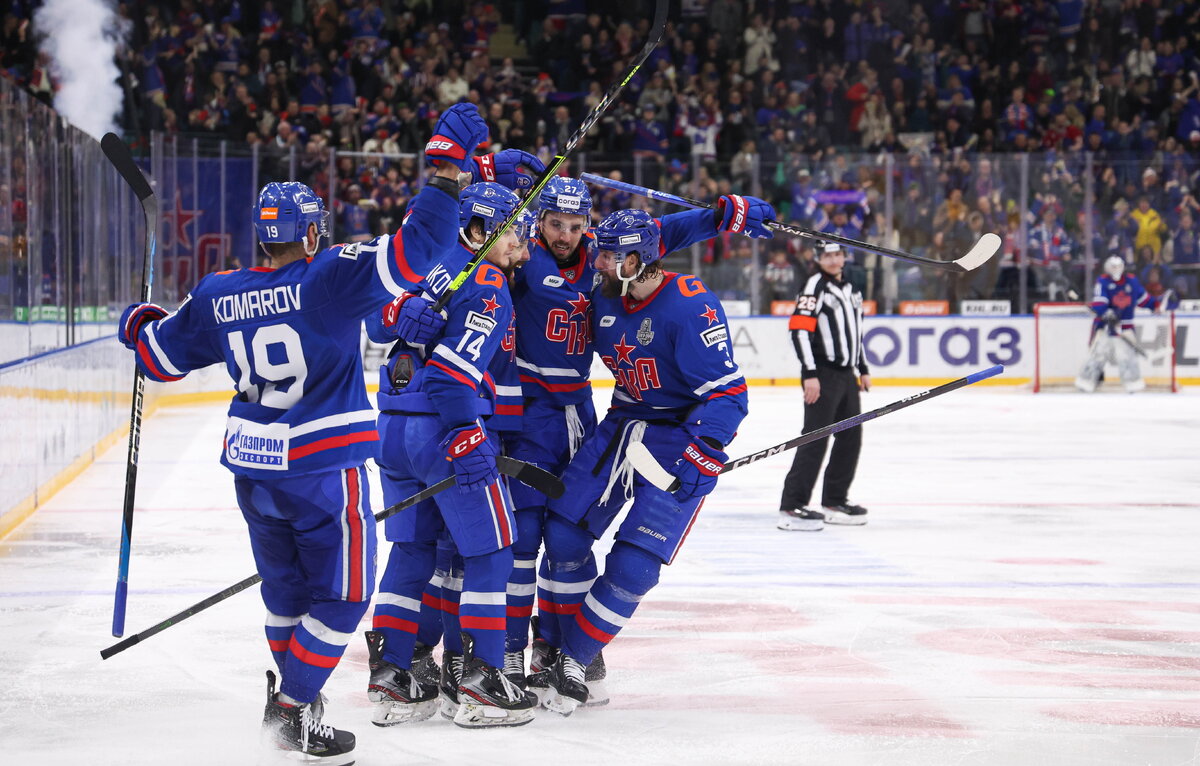    Хоккеисты СКА  Петр Ковалев/ТАСС