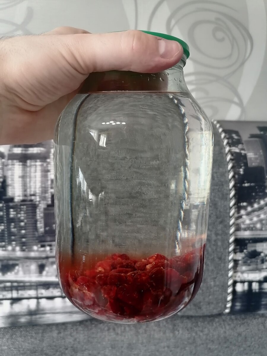 Экстремальное настивание вишнёвки.