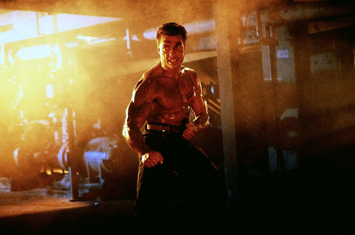 Кадр из фильма "Ордер на смерть" (1990)