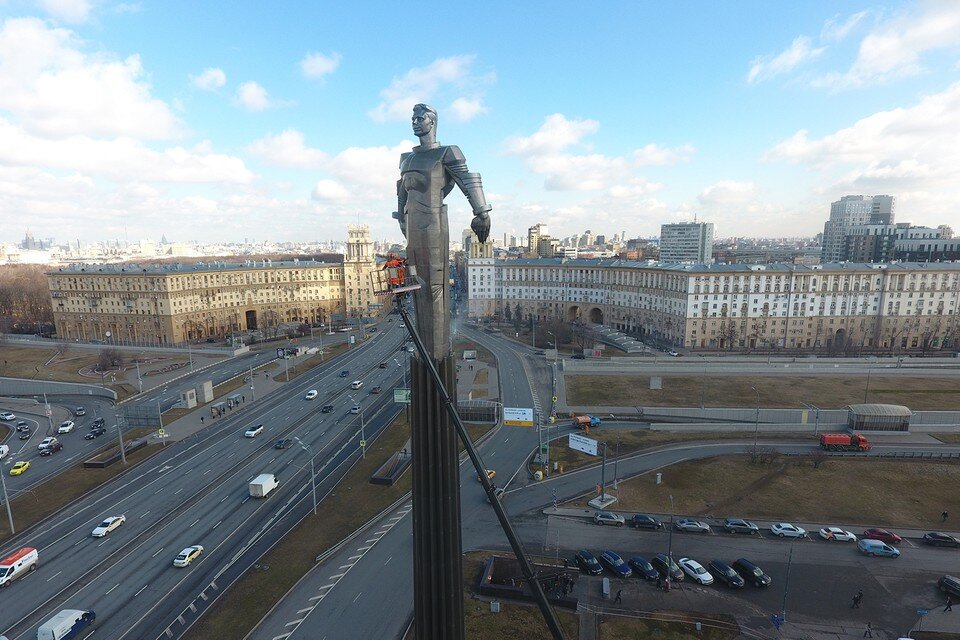   Михаил ФРОЛОВ