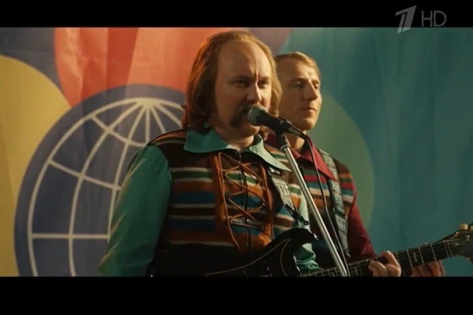     Артем Волобуев сыграл главную роль в сериале "За полчаса до весны". Скрин видео сериала