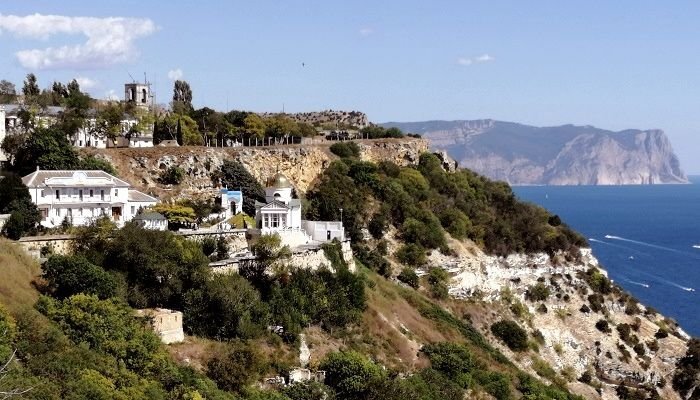      Свято-Георгиевский монастырь