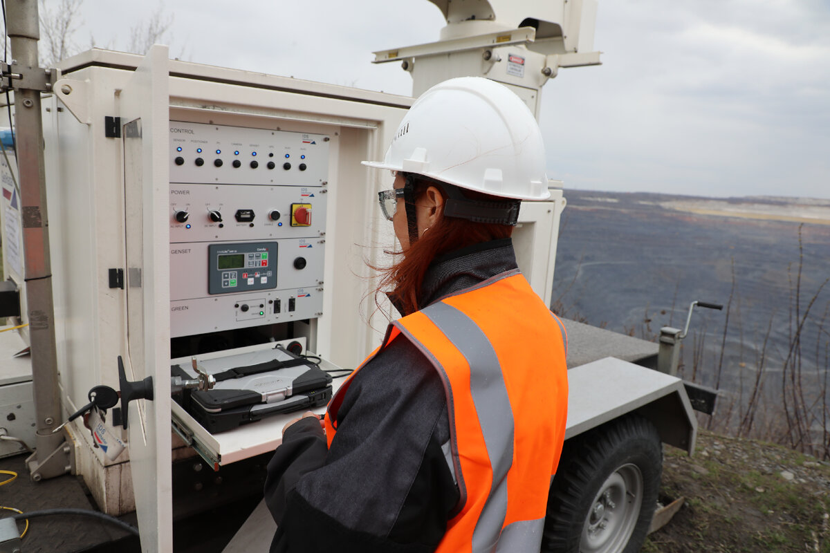 Интерферометрический радар IBIS-Arc-SAR. Автор фото Александр Белашов / "Медиацентр" 