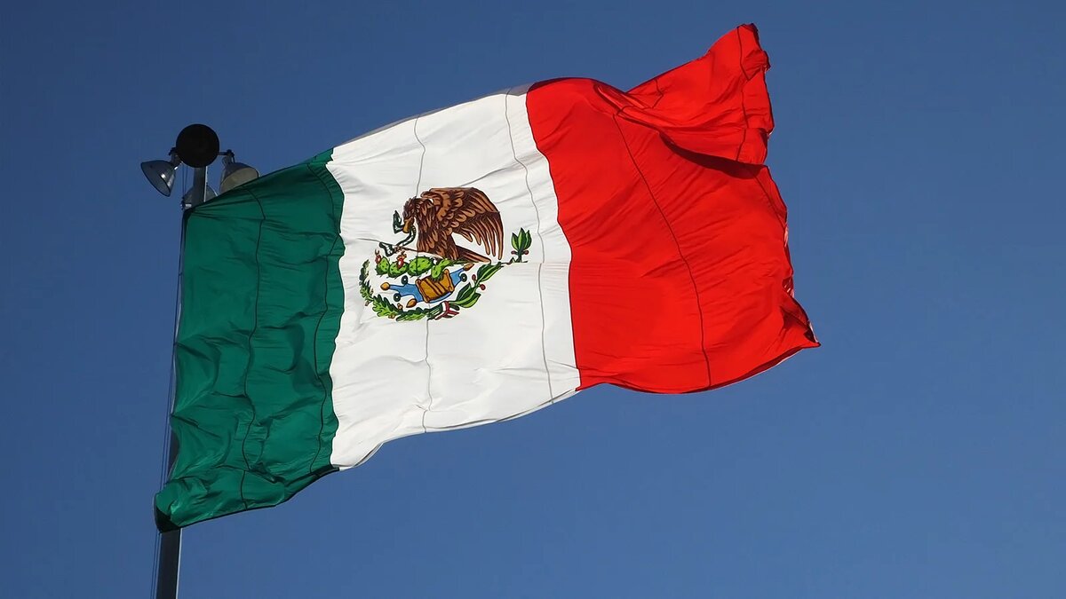 какой флаг у мексики