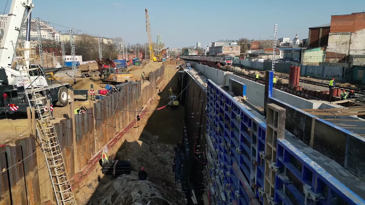  Стенки тоннеля будущего МЦД-3 в апреле 2023 года, кадр из видео из открытых источников 