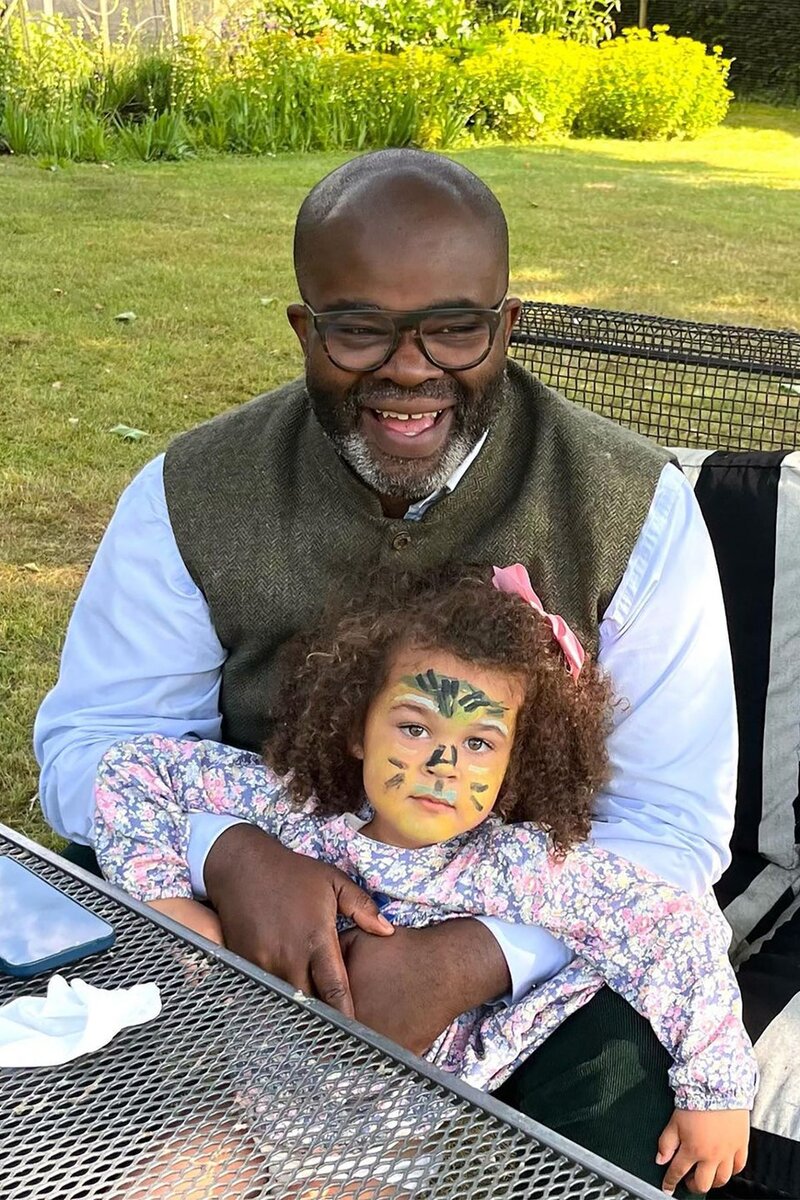 Мисан на дне рождения Лилибет