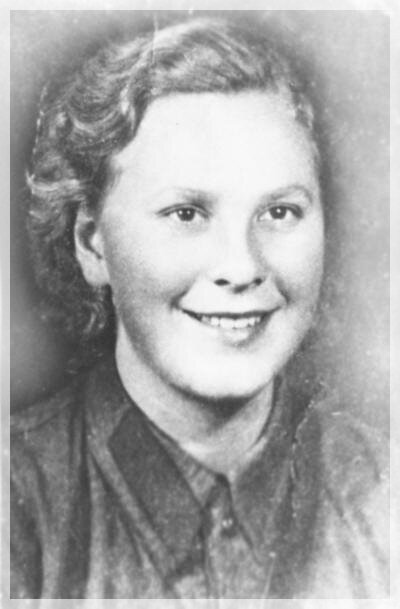 Любовь Каштанова. 1940-е