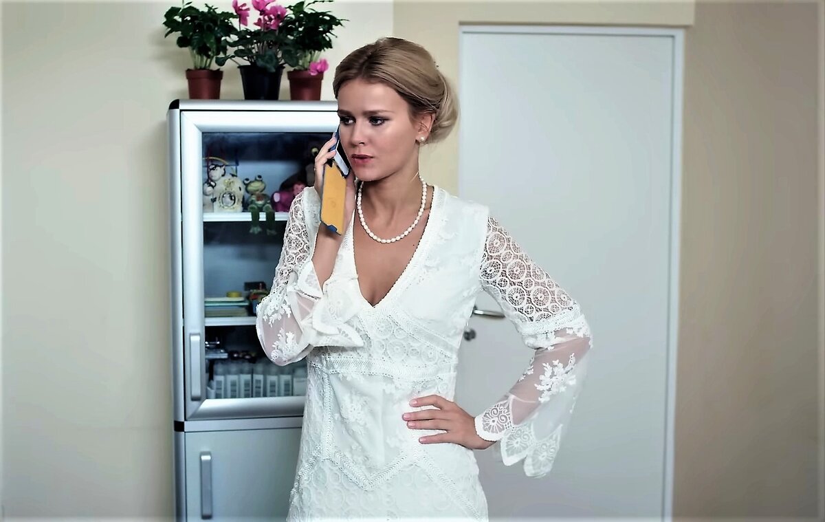 Просто шей и носи! Средненький сериал, а подборка нарядов великолепная ...