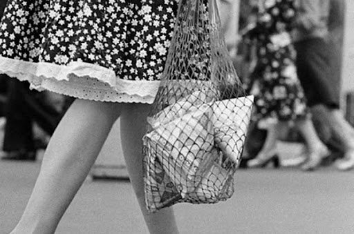      Сумка-сетка помещалась даже в женской сумочке