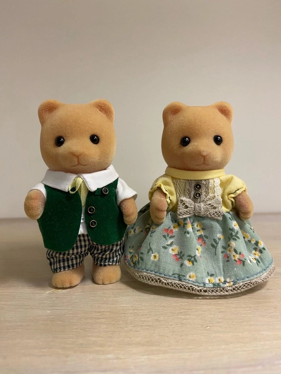 Набор Sylvanian Families 5685 Друзья в костюмах сливочного мороженого