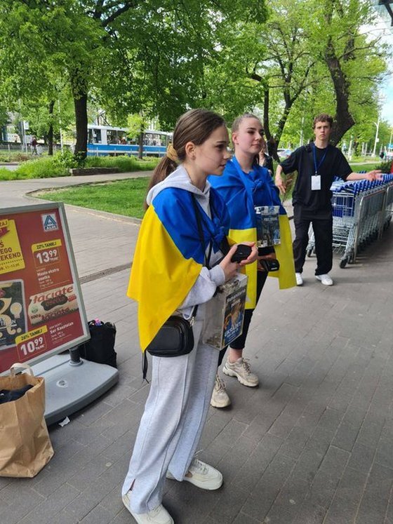    «Найму водителей в Щецине, украинцам не писать»: украинские беженцы в ЕС занимаются попрошайничеством