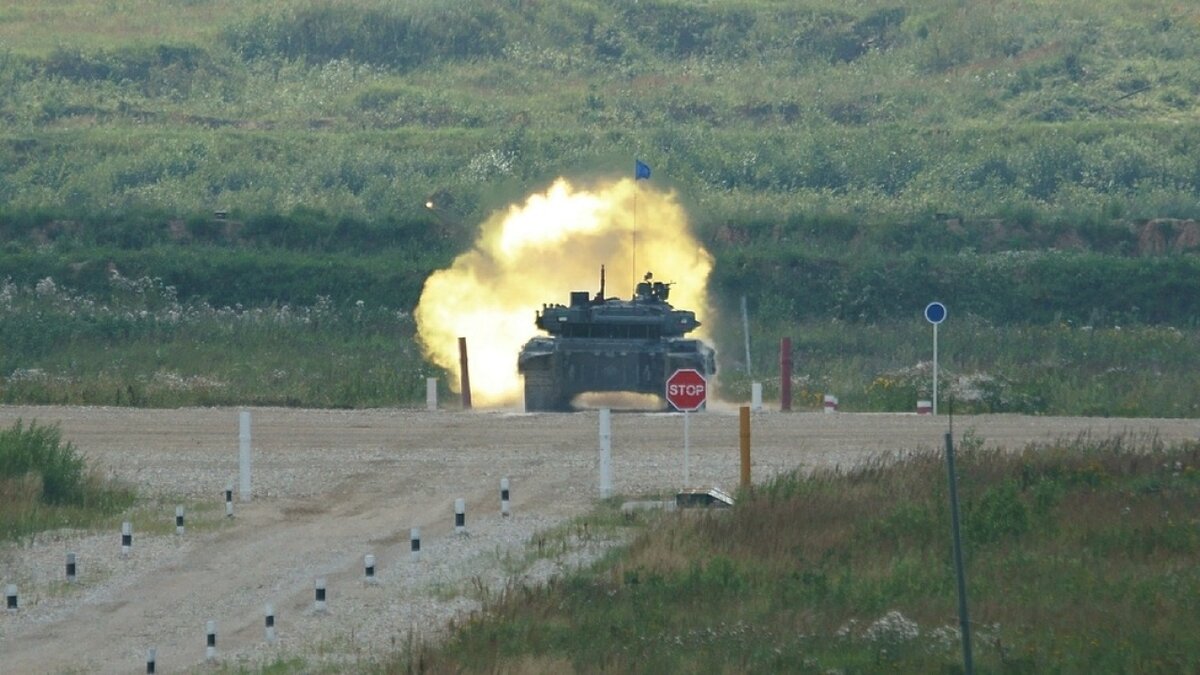    ВСУ впервые обстреляли территорию России из танка, ударив по Белгородской области