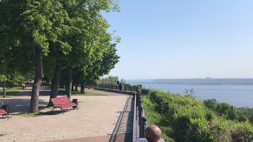 Город Ульяновск - священный город на реке Волге и его раннее утро.